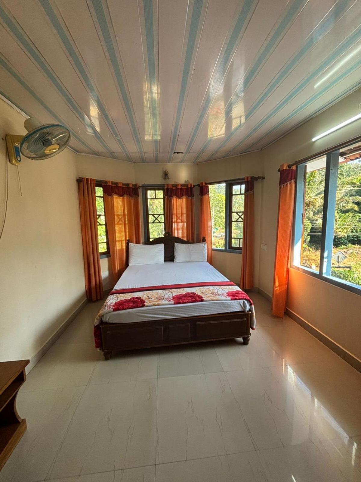 View Valley Homestay มุนนาร์ ภายนอก รูปภาพ