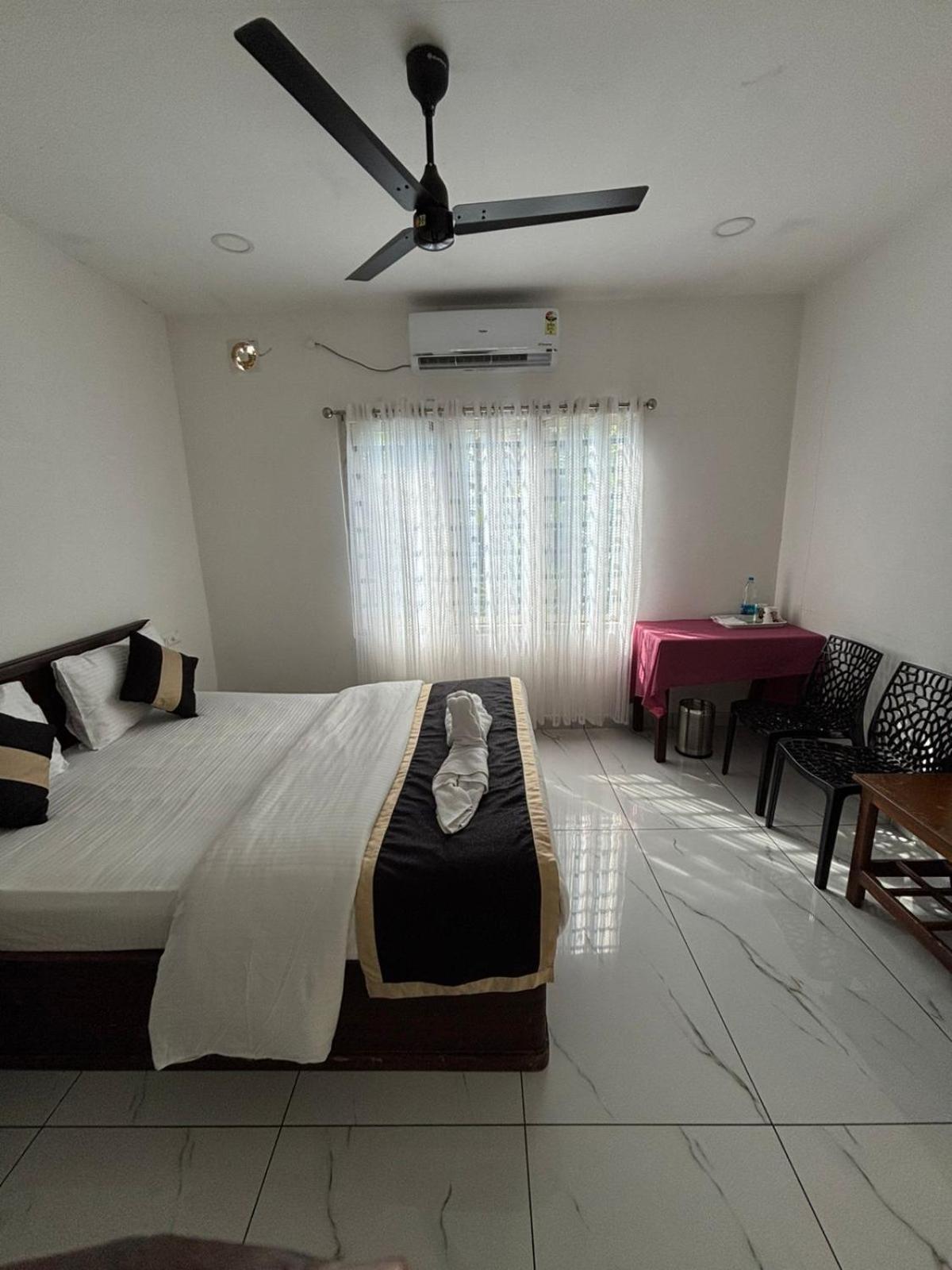 View Valley Homestay มุนนาร์ ภายนอก รูปภาพ